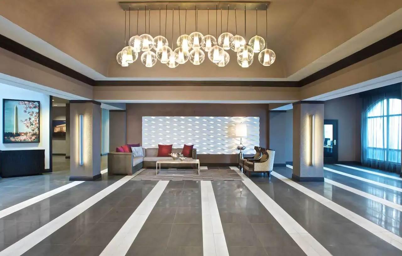 Embassy Suites By Hilton Dallas Near The Galleria Extérieur photo