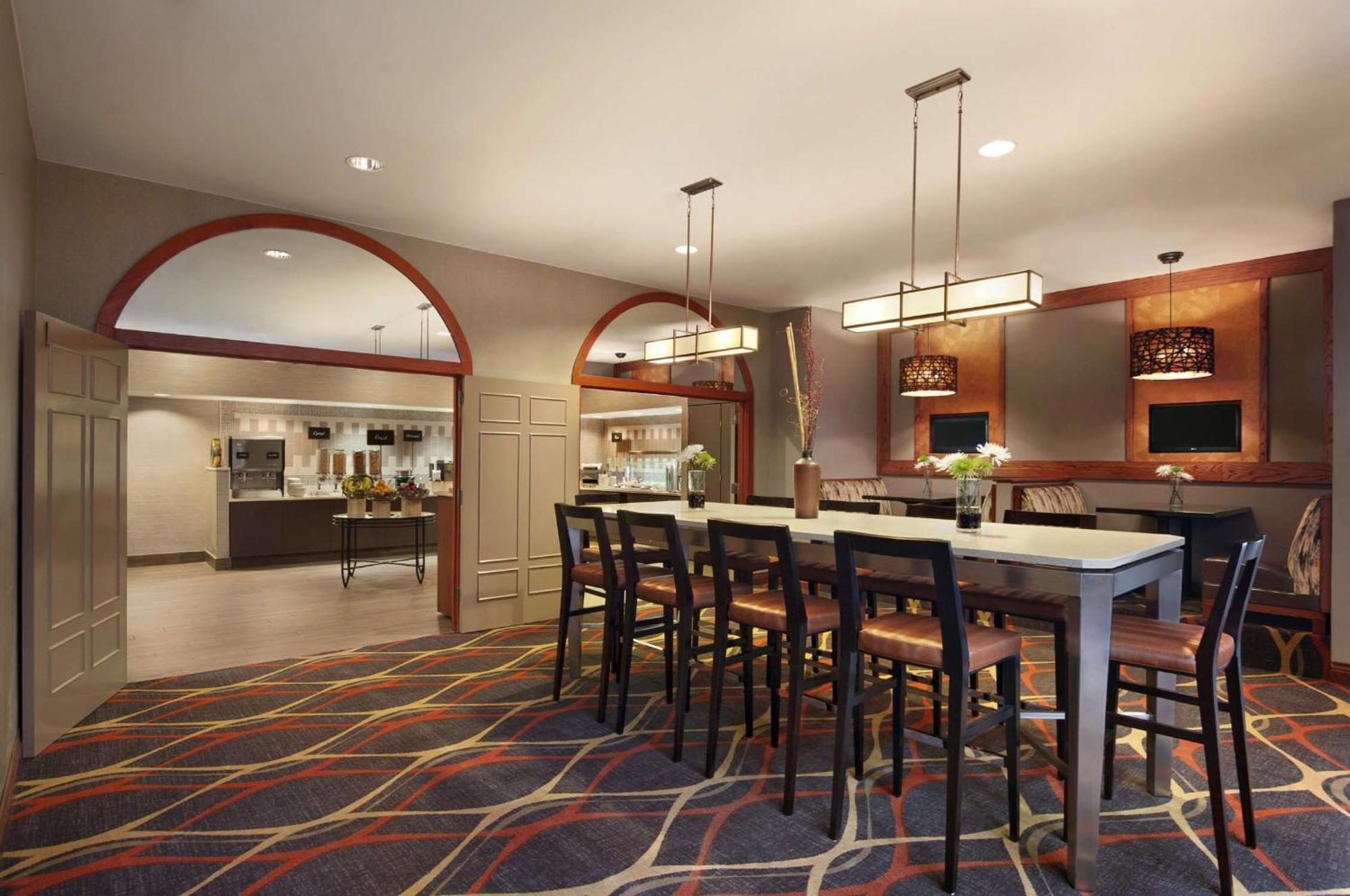 Embassy Suites By Hilton Dallas Near The Galleria Extérieur photo