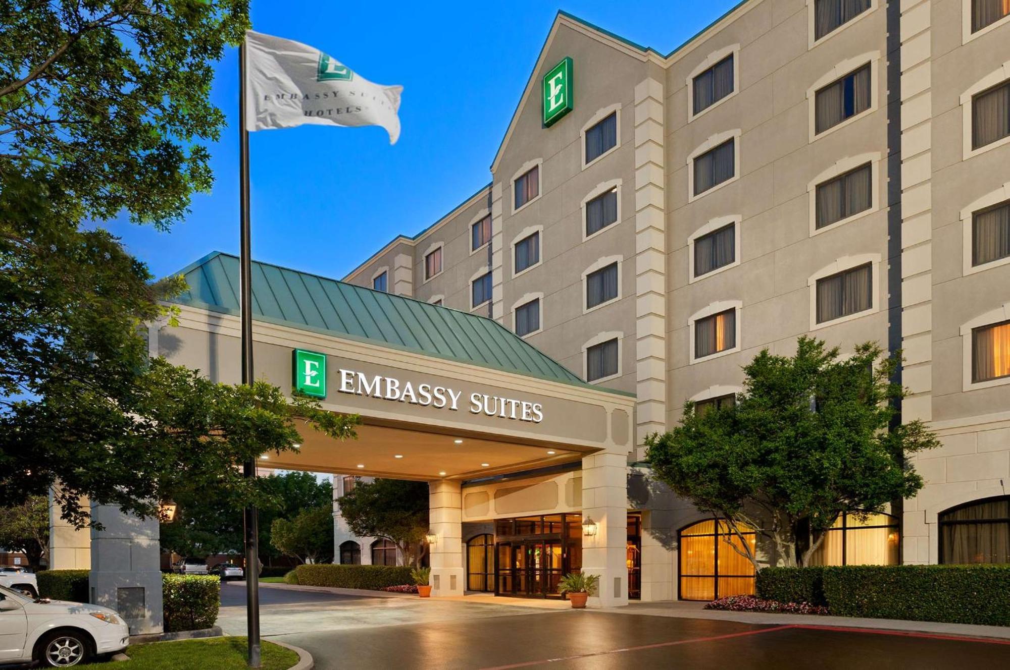 Embassy Suites By Hilton Dallas Near The Galleria Extérieur photo