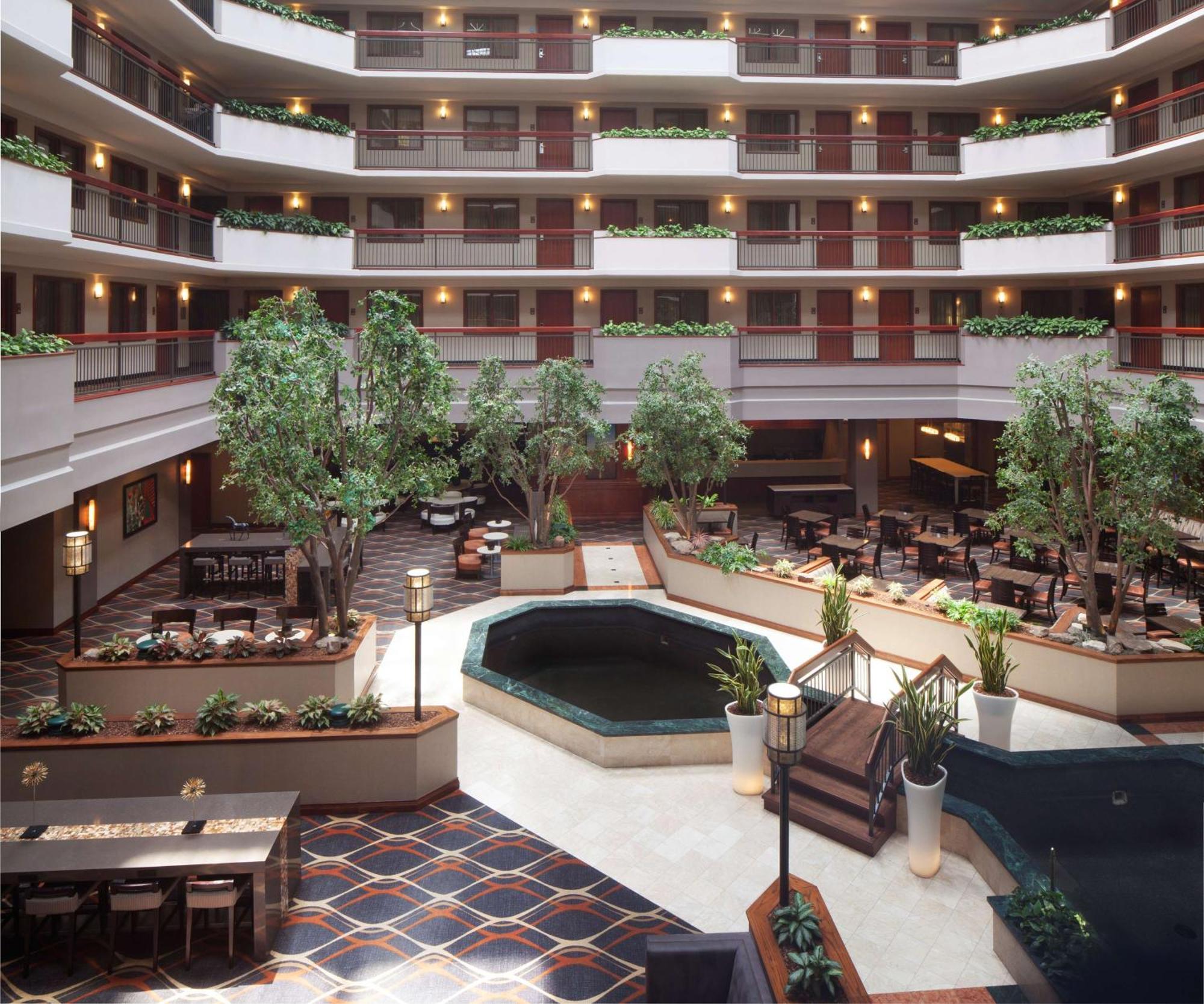 Embassy Suites By Hilton Dallas Near The Galleria Extérieur photo