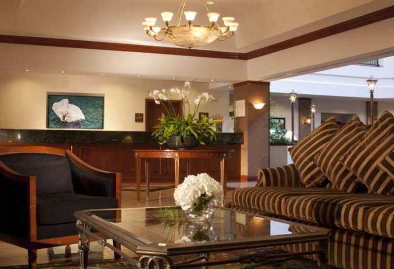 Embassy Suites By Hilton Dallas Near The Galleria Intérieur photo