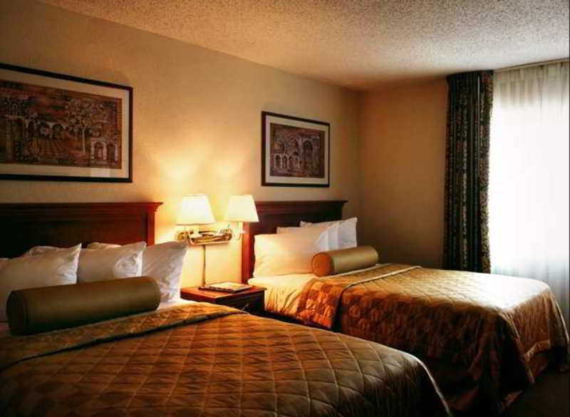 Embassy Suites By Hilton Dallas Near The Galleria Chambre photo